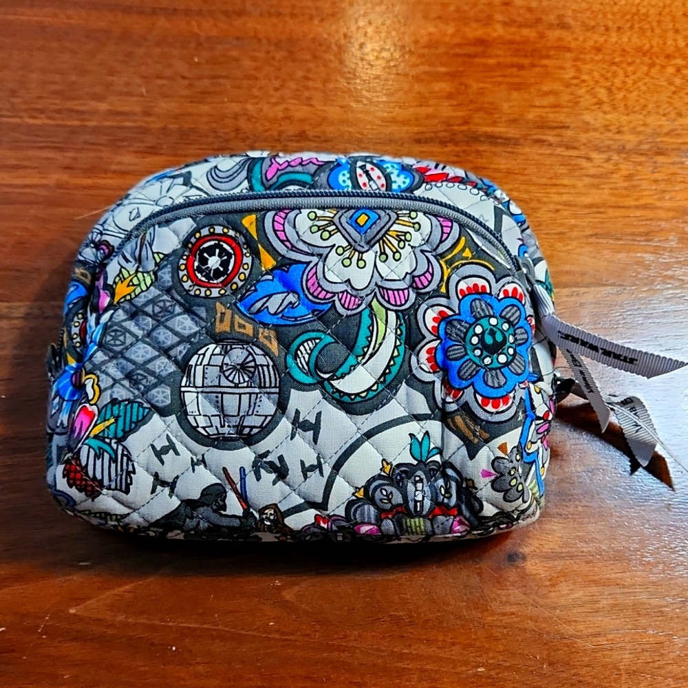Cosmetic bag